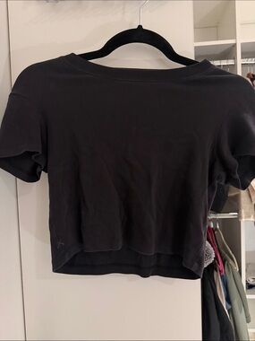 Cuts Clothing Black Cropped Crew Tee